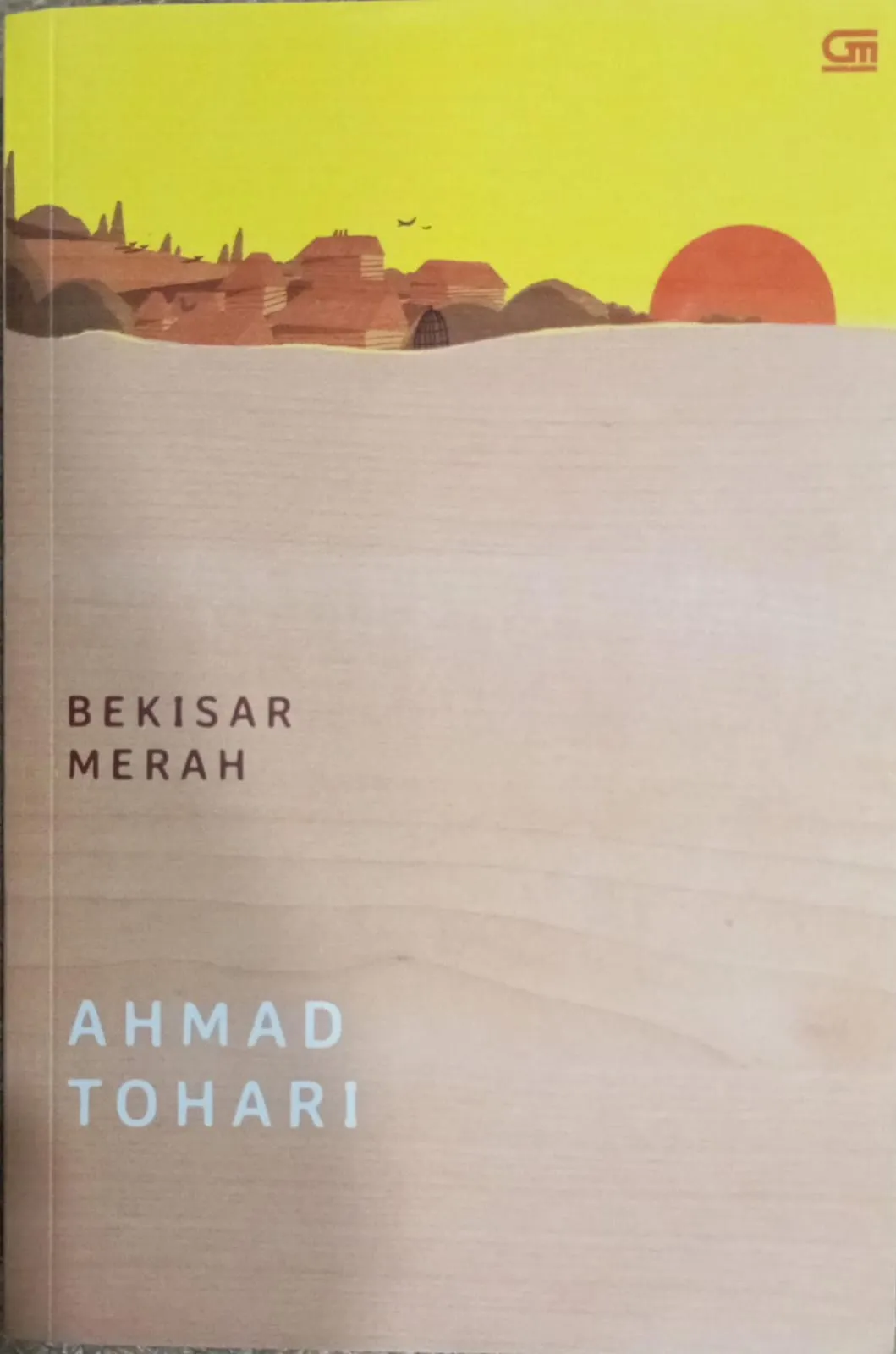 Cover BEKISAR MERAH
